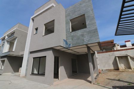 2_photo/94dce6b079.f63caee062125e05-ATLAS-705036b8-c794-4406-9ec6-39de37e94f3c.jpg de casa à venda com 3 quartos, 135m² em São Francisco, Curitiba
