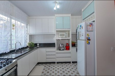 4_photo/94dce6b0bf.c74d3e0c457d7f23-ATLAS-611bf28b-562c-4dbf-91ce-dd1515fcc32d.jpg de casa à venda com 3 quartos, 153m² em Pilarzinho, Curitiba