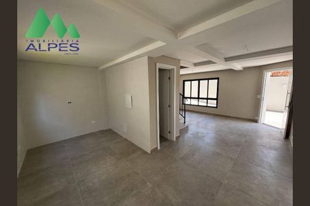 11_photo/94dce6b13b.7980aed8fa71c73b-ATLAS-e38d5154-57bb-4462-9a41-d73c82dbab2e.jpg de casa à venda com 3 quartos, 102m² em Pilarzinho, Curitiba