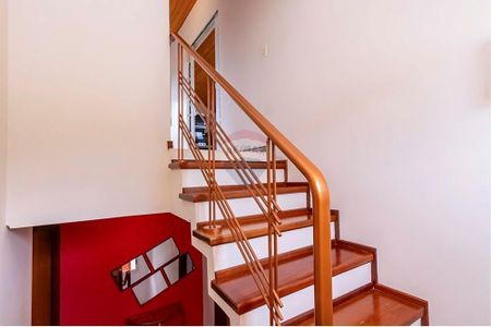 23_photo/94dce6b1e1.01061cb6ad72014f-ATLAS-be39aedd-6baa-4f72-a9d7-162b28a42e4a.jpg de casa à venda com 3 quartos, 282m² em Bom Retiro, Curitiba