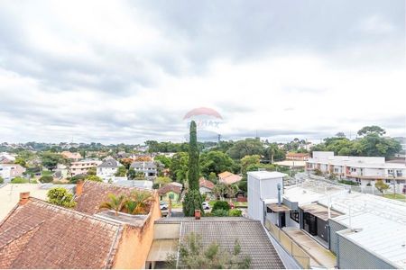 39_photo/94dce6b1e1.01061cb6ad72014f-ATLAS-e5ec49c8-ad5b-4ccf-9b07-d62858c63596.jpg de casa à venda com 3 quartos, 282m² em Bom Retiro, Curitiba