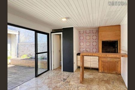 21_photo/94dce6b1e7.f9fd596f8c1c84e9-ATLAS-0146b785-16cd-41d7-b00f-217e09a8037c.jpg de casa para alugar com 3 quartos, 185m² em Bom Retiro, Curitiba