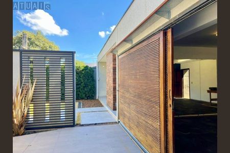 22_photo/94dce6b1e7.f9fd596f8c1c84e9-ATLAS-50d0cdc1-140d-4e7e-ba26-c494080c8bb2.jpg de casa para alugar com 3 quartos, 185m² em Bom Retiro, Curitiba