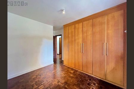 7_photo/94dce6b1e7.f9fd596f8c1c84e9-ATLAS-b9bc7106-ed11-4db6-90eb-d1918a4214da.jpg de casa para alugar com 3 quartos, 185m² em Bom Retiro, Curitiba