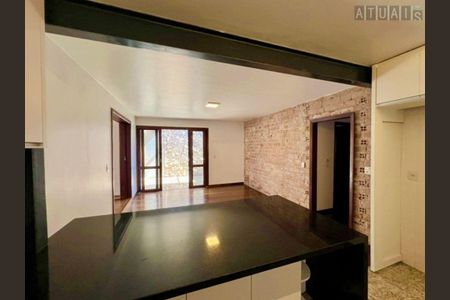 10_photo/94dce6b1e7.f9fd596f8c1c84e9-ATLAS-c4da4aec-3b0f-44d0-a086-5e64627d19eb.jpg de casa para alugar com 3 quartos, 185m² em Bom Retiro, Curitiba