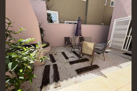 12_photo/94dce6b207.0dba02f6e03a3679-ATLAS-73d6d3ef-3865-48bd-82f2-bb8d10f073fa.jpg de casa de condomínio à venda com 4 quartos, 219m² em Bom Retiro, Curitiba