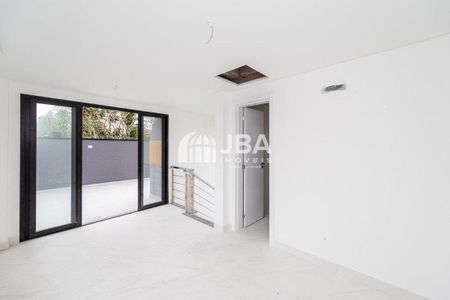 1_photo/94dce6b227.ac59da683d20aab1-ATLAS-ad0e15cc-a3cc-4ac2-a8e1-b81b68a8968d.jpg de casa à venda com 0 quarto, 183m² em Bom Retiro, Curitiba