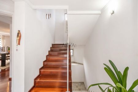 18_photo/94dce6b249.5d5504f6aa19afc8-ATLAS-0a4a85a6-23d6-4e03-be50-70ee63baa426.jpg de casa à venda com 3 quartos, 378m² em Mercês, Curitiba