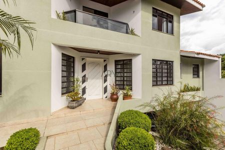 6_photo/94dce6b249.5d5504f6aa19afc8-ATLAS-c5da0b33-dbe9-49de-bf10-9b04a36e935e.jpg de casa à venda com 3 quartos, 378m² em Mercês, Curitiba