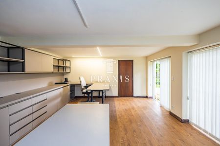 75_photo/94dce6b26d.23768ecd2345819f-ATLAS-188e54cb-28f4-4978-9894-5d72a2d89ece.jpg de casa para alugar com 4 quartos, 445m² em Bom Retiro, Curitiba