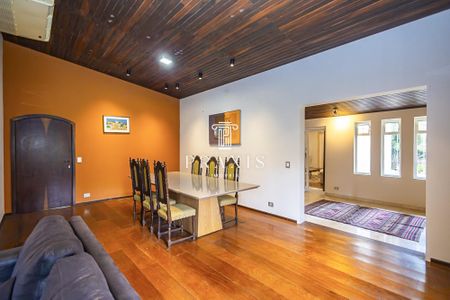 8_photo/94dce6b26d.23768ecd2345819f-ATLAS-46d1938d-7909-4954-8910-ff11cd856b97.jpg de casa para alugar com 4 quartos, 445m² em Bom Retiro, Curitiba