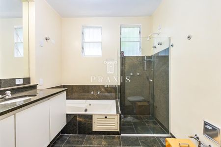 41_photo/94dce6b26d.23768ecd2345819f-ATLAS-4c7288ca-9fc2-4368-b02e-01131fc7ed2b.jpg de casa para alugar com 4 quartos, 445m² em Bom Retiro, Curitiba