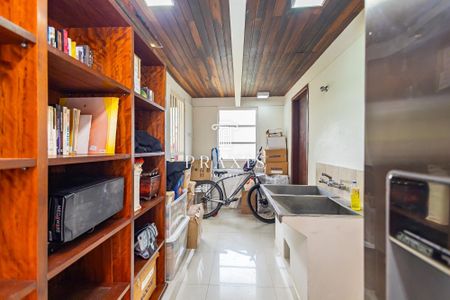 48_photo/94dce6b26d.23768ecd2345819f-ATLAS-9fc6a758-88ec-4a73-b349-c29f75bc6ce2.jpg de casa para alugar com 4 quartos, 445m² em Bom Retiro, Curitiba