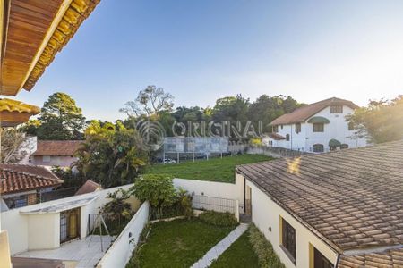 26_photo/94dce6b315.3c20d05746a6d1b7-ATLAS-16a019f9-eb57-48ef-8593-e754bef05fbc.jpg de casa à venda com 5 quartos, 455m² em Bom Retiro, Curitiba