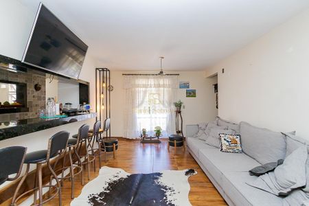 10_photo/94dce6b323.c0bea4b5ffc17265-ATLAS-4a7041f7-7dce-4fca-85ae-e92bb5c708f5.jpg de casa à venda com 3 quartos, 315m² em Bom Retiro, Curitiba