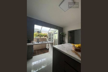 19_photo/94dce6b38d.f306022055ea6569-ATLAS-e54d30e9-67f0-4e2a-9796-e76a1ab18d07.jpg de casa à venda com 5 quartos, 238m² em Pilarzinho, Curitiba