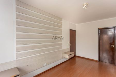 12_photo/94dce6b3b3.9e8826600a2f05bd-ATLAS-3de4039e-2b19-4640-a31e-20562ec5e8bf.jpg de casa à venda com 4 quartos, 191m² em Bom Retiro, Curitiba