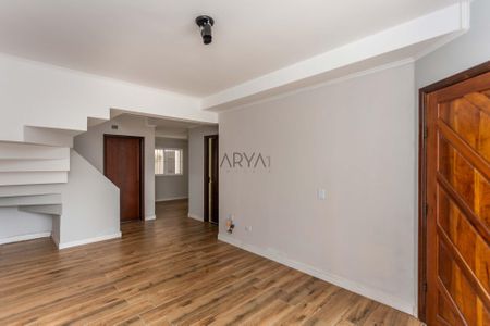 6_photo/94dce6b3b3.9e8826600a2f05bd-ATLAS-691057c8-4436-42ae-8880-5d30f233dd69.jpg de casa à venda com 4 quartos, 191m² em Bom Retiro, Curitiba