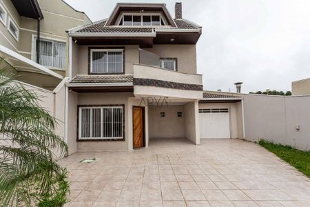 2_photo/94dce6b3b3.9e8826600a2f05bd-ATLAS-e9ba798c-10fc-4d00-b9f3-10c70b1f7368.jpg de casa à venda com 4 quartos, 191m² em Bom Retiro, Curitiba