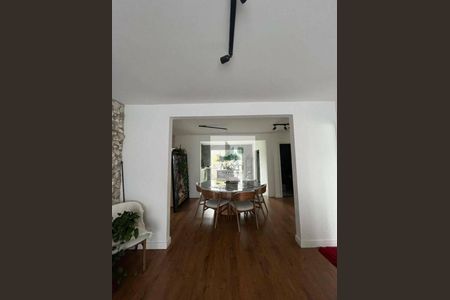 3_photo/94dce6b3bd.7a69ff73eb43ff8d-ATLAS-1540a993-1e51-4946-9e34-8e9eaa952f4b.jpg de casa à venda com 5 quartos, 238m² em Pilarzinho, Curitiba