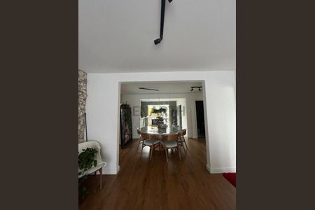 4_photo/94dce6b3bd.7a69ff73eb43ff8d-ATLAS-609db14d-735b-4df4-b34b-84e486f9bbec.jpg de casa à venda com 5 quartos, 238m² em Pilarzinho, Curitiba