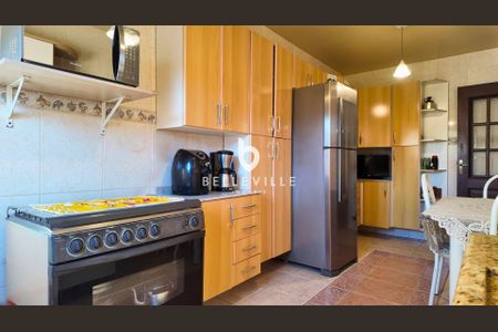 11_photo/94dce6b3f5.0abb473e952761da-ATLAS-05e3065f-81d9-45c1-8b8d-6897d7be1b24.jpg de casa à venda com 4 quartos, 263m² em Pilarzinho, Curitiba