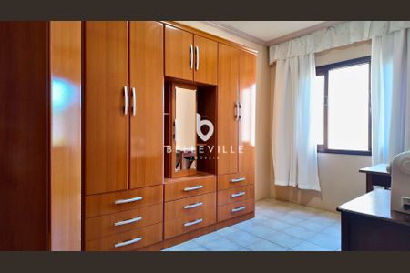 8_photo/94dce6b3f5.0abb473e952761da-ATLAS-ba3bc7eb-e268-479d-868b-4b6779edad87.jpg de casa à venda com 4 quartos, 263m² em Pilarzinho, Curitiba