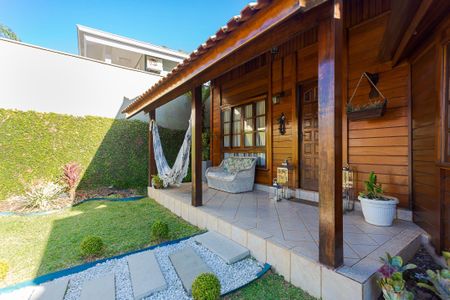 3_photo/94dce6b3f9.56b0b9fb92022c5f-ATLAS-ec4b1051-d3a8-4e0a-a51a-88701b7a0053.jpg de casa à venda com 3 quartos, 252m² em Pilarzinho, Curitiba