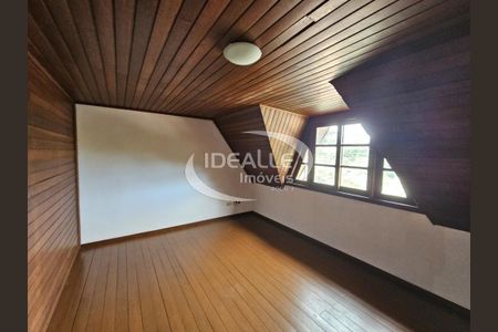 2_photo/94dce6b3ff.b7a28b76476596d7-ATLAS-0e302f17-5ab4-4427-bdc3-46a5d650f4eb.jpg de casa à venda com 3 quartos, 419m² em Pilarzinho, Curitiba