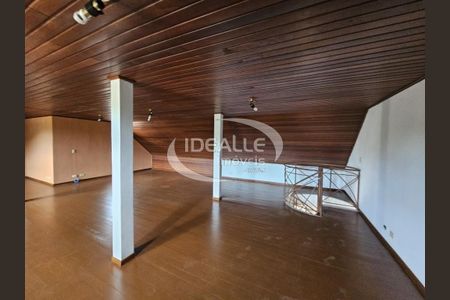 20_photo/94dce6b3ff.b7a28b76476596d7-ATLAS-fd9519ae-5247-4d4a-a6cf-e1e429ce05fc.jpg de casa à venda com 3 quartos, 419m² em Pilarzinho, Curitiba