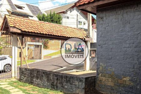 4_photo/94dce6b47d.98319c766f537efd-ATLAS-d84c5327-0c92-44c8-b0de-e4ae79d69844.jpg de casa à venda com 6 quartos, 352m² em Pilarzinho, Curitiba