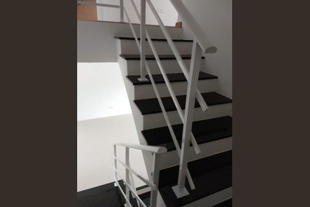 5_photo/94dce6b4c5.3d09648629b587c1-ATLAS-3bdc4efb-0d36-47dd-bd62-5aa84a2eb5e7.jpg de casa à venda com 3 quartos, 180m² em Pilarzinho, Curitiba