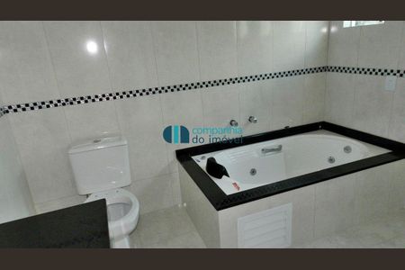 33_photo/94dce6b4c5.8c2ca795ebaebe51-ATLAS-125b07eb-eff2-4e19-a4ca-78de33c57bb6.jpg de casa à venda com 0 quarto, 180m² em Pilarzinho, Curitiba