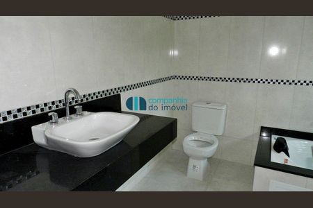 6_photo/94dce6b4c5.8c2ca795ebaebe51-ATLAS-8fe61c6e-dab2-48a5-a0dc-0d7478eb6140.jpg de casa à venda com 0 quarto, 180m² em Pilarzinho, Curitiba