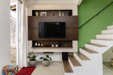 5_photo/94dce6b791.751bca41ac608a7d-ATLAS-88d77ceb-baaf-4195-88aa-c94f344d2d32.jpg de casa à venda com 3 quartos, 160m² em Pilarzinho, Curitiba