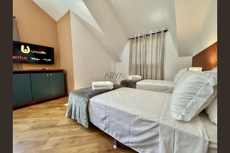 4_photo/94dce6b797.3e4c9bdb614172ec-ATLAS-1e943bd0-6537-44bf-929e-86afedd8b90f.jpg de casa à venda com 4 quartos, 167m² em Pilarzinho, Curitiba