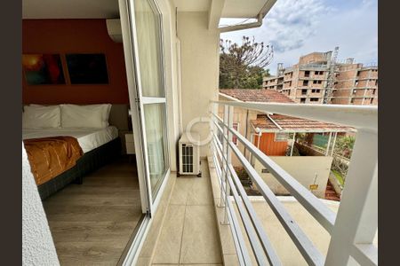 12_photo/94dce6b797.d9f076d2edbf9077-ATLAS-336a4adb-1010-473f-9f40-131b28c8d152.jpg de casa à venda com 3 quartos, 171m² em Pilarzinho, Curitiba