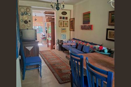 2_photo/94dce6b7f1.15f4a19d538e62fb-ATLAS-2a89a484-7463-4afd-9132-ca8c2542e93e.jpg de casa à venda com 3 quartos, 155m² em Pilarzinho, Curitiba