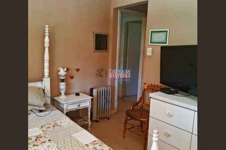 10_photo/94dce6b7f1.15f4a19d538e62fb-ATLAS-e3cc97f6-a014-42dd-a497-8790525ae048.jpg de casa à venda com 3 quartos, 155m² em Pilarzinho, Curitiba