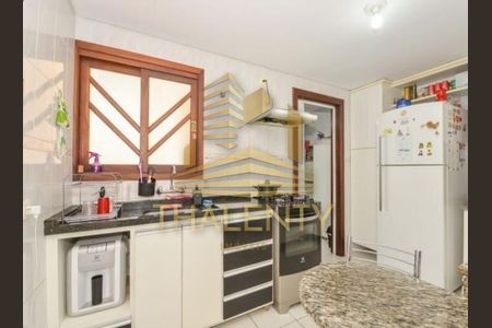 5_photo/94dce6b7f7.d064f87ba2f4a60c-ATLAS-eccfbc79-4fa5-4cfd-9cfb-583d891cd8e1.jpg de casa à venda com 4 quartos, 178m² em Pilarzinho, Curitiba