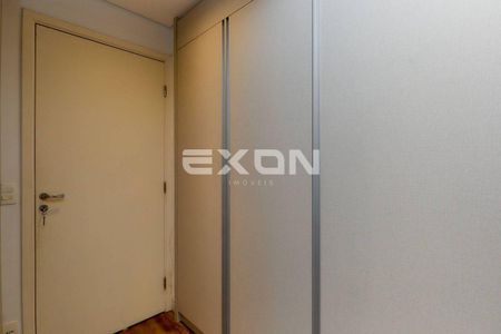 5_photo/94dce6b8df.f5dbecfec0fd3d6d-ATLAS-3af8e6fe-7147-483c-9baa-db953a621f5e.jpg de apartamento à venda com 3 quartos, 105m² em São Francisco, Curitiba