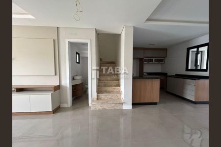 17_photo/94dce6ba0d.514029e2825bf570-ATLAS-042c17fa-6b9b-4e99-abb2-decd1ebc10d2.jpg de casa à venda com 3 quartos, 138m² em Bom Retiro, Curitiba