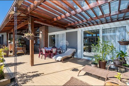 9_photo/94dce6ba55.2f15d505e37c7ac5-ATLAS-d26ce5c4-a0c3-4366-bdfe-1e87dec84a11.jpg de casa à venda com 4 quartos, 380m² em São Lourenço, Curitiba