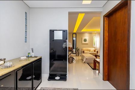 11_photo/94dce6ba55.2f15d505e37c7ac5-ATLAS-d63d8c86-9a4d-49c9-aa16-6b084b091ea4.jpg de casa à venda com 4 quartos, 380m² em São Lourenço, Curitiba