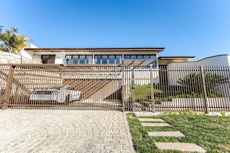 3_photo/94dce6ba55.ceff8192393c33de-ATLAS-3c355d4a-126f-4609-84a1-fb91e6bda4c5.jpg de casa à venda com 4 quartos, 245m² em São Lourenço, Curitiba