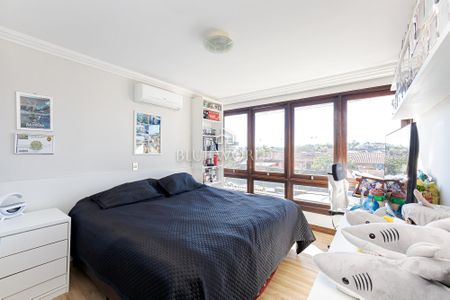 32_photo/94dce6ba55.ceff8192393c33de-ATLAS-70fe1955-99b6-45b5-bce5-e370abc24bf6.jpg de casa à venda com 4 quartos, 245m² em São Lourenço, Curitiba