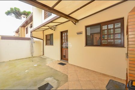 20_photo/94dce6bac5.5643fbd61cecba51-ATLAS-a9cc46de-c627-440f-af3f-c4e630e32e61.jpg de casa à venda com 3 quartos, 197m² em São Lourenço, Curitiba