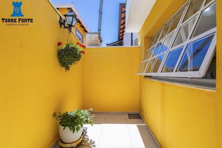 7_photo/94dce6bb21.503e90b2e545b068-ATLAS-37e369da-c76a-4e75-a6e9-cd0395d55664.jpg de casa à venda com 3 quartos, 194m² em São Lourenço, Curitiba