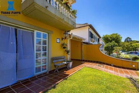 2_photo/94dce6bb21.503e90b2e545b068-ATLAS-ede7fe22-4ea4-490f-925e-22efc4ea71b0.jpg de casa à venda com 3 quartos, 194m² em São Lourenço, Curitiba