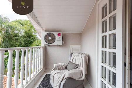 26_photo/94dce6bb29.2f15d505e37c7ac5-ATLAS-2768688e-95a4-40b2-bc8e-dce8b95035db.jpg de casa à venda com 3 quartos, 199m² em São Lourenço, Curitiba